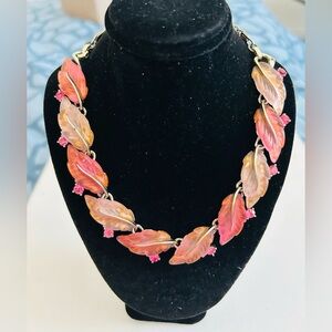 Lisner Vintage Silver Tone Pink Leaf Necklace with Pink Crystals